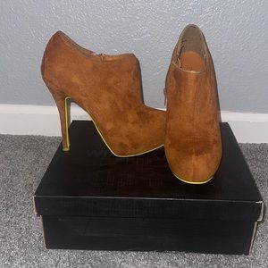 Chestnut suede heels